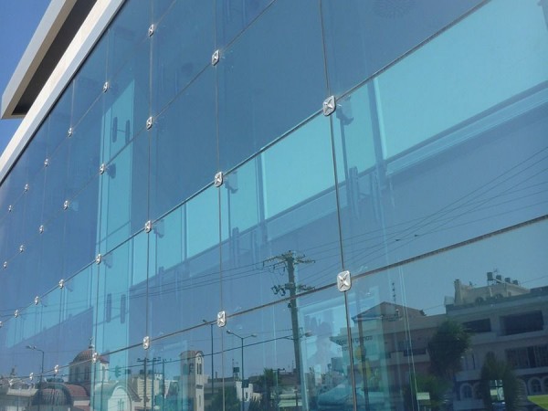 Films anti-UV bureaux vitrs Marseille